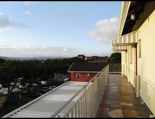 1 BEDROOM SECTIONAL TITLE TO LET IN CLARE ESTATE
